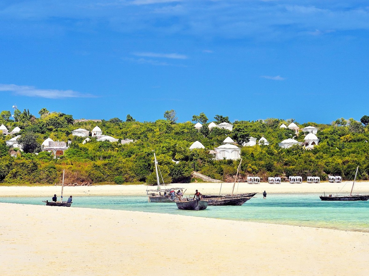 The beach villas at Kilindi