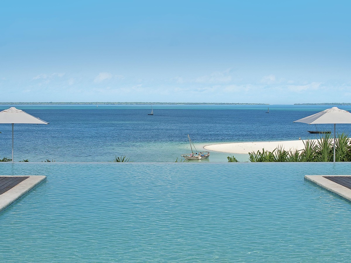 The infinity pool at Kilindi