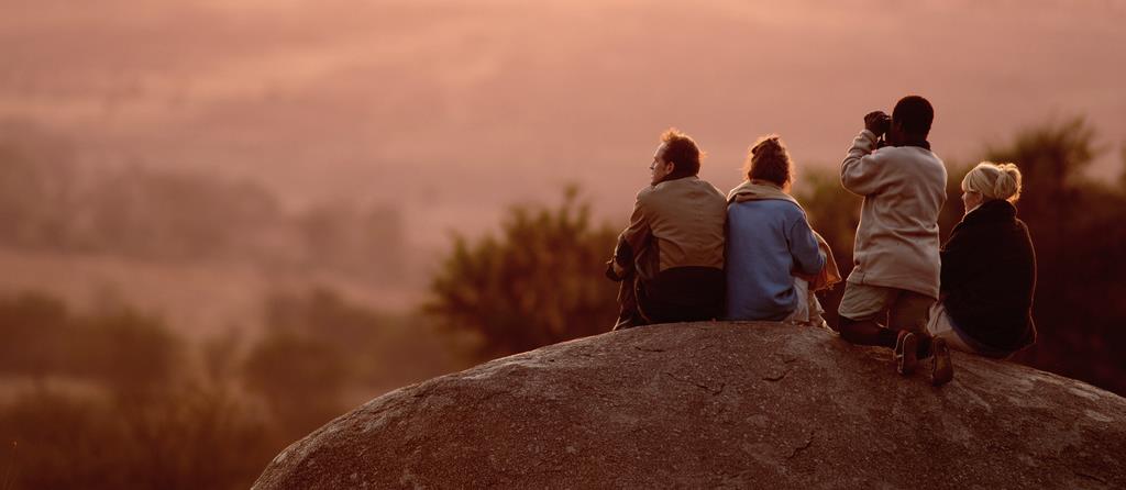 People looking at the national park near Lamai Serengeti
