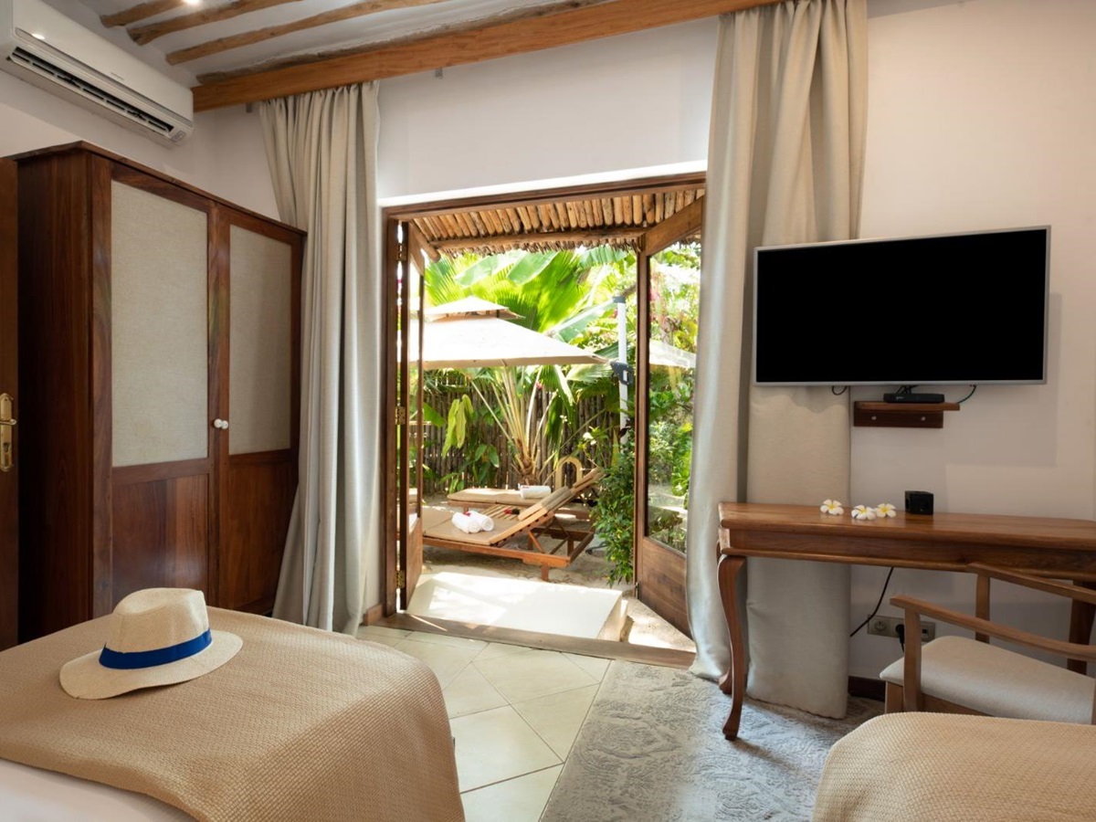 Twin suite at White Sands resort in Zanzibar