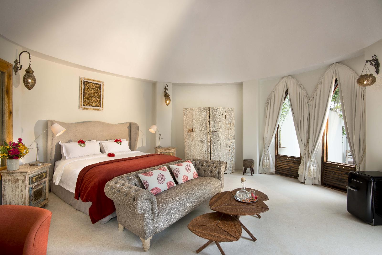 A double bed in the Umande villa of Xanadu, Zanzibar
