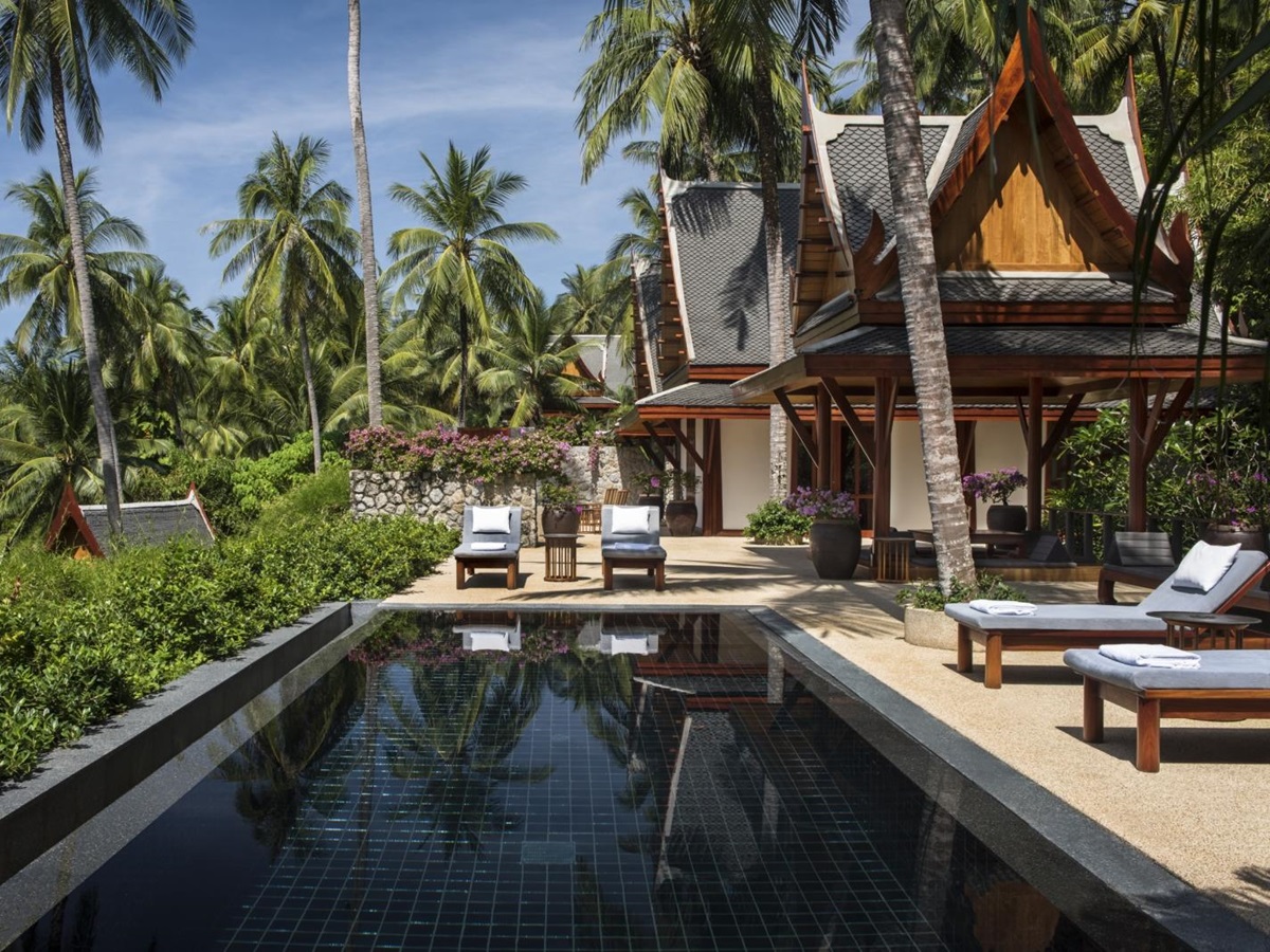 Pool and outdoor seating at the Ocean Pavilions