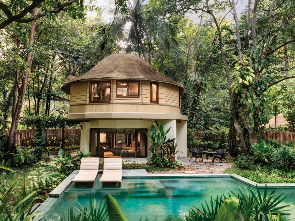 Pavilion pool exterior at Rayavadee in the Krabi region of Thailand