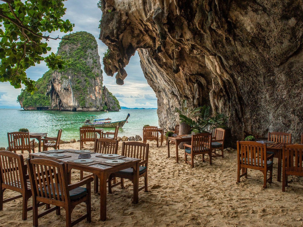 The Grotto restaurant at Rayavadee in the Krabi region of Thailand