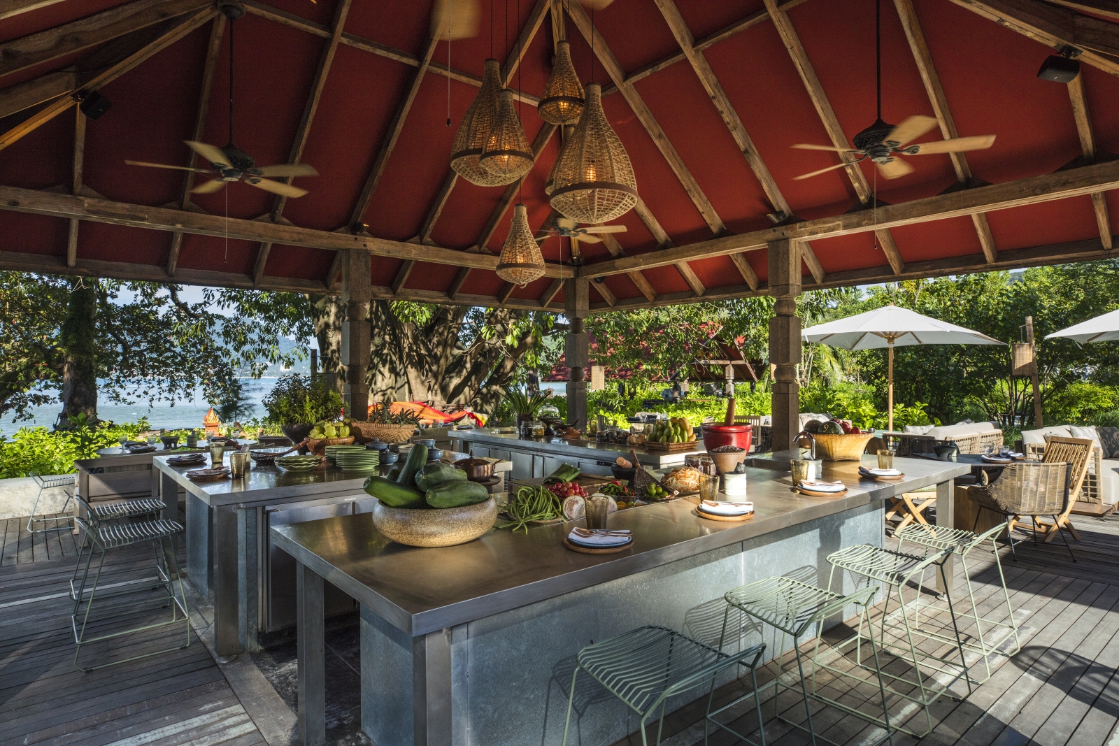Bar at Ta Khai with seating and red ceiling