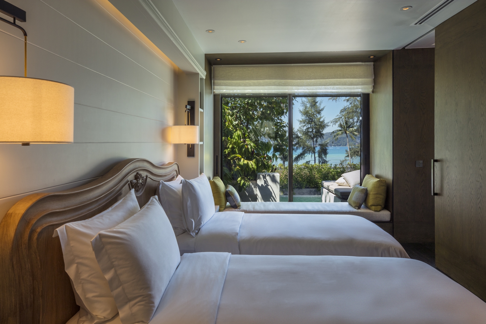 Twin Deluxe Room at Rosewood