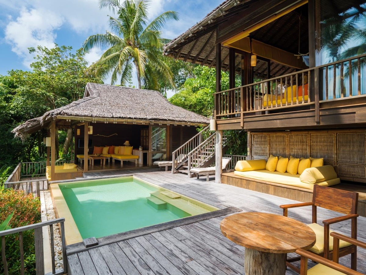 Beach front Pool Villa with outdoor seating