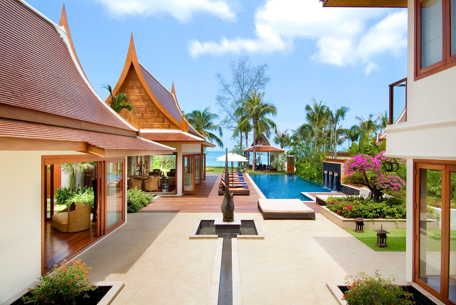 Gardens and grounds of Baan Samlarn on the west coast off Koh Samui in Thailand