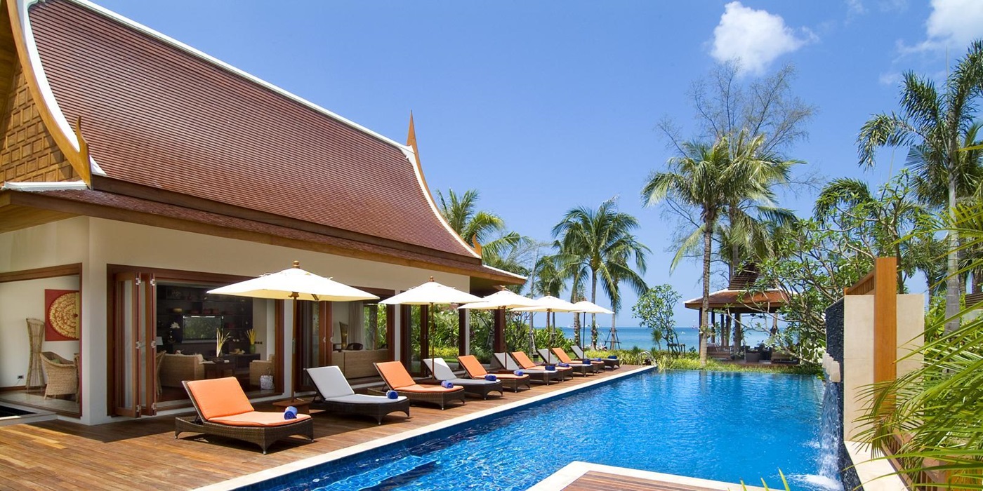 swimming pool of baan samlarn, thailand