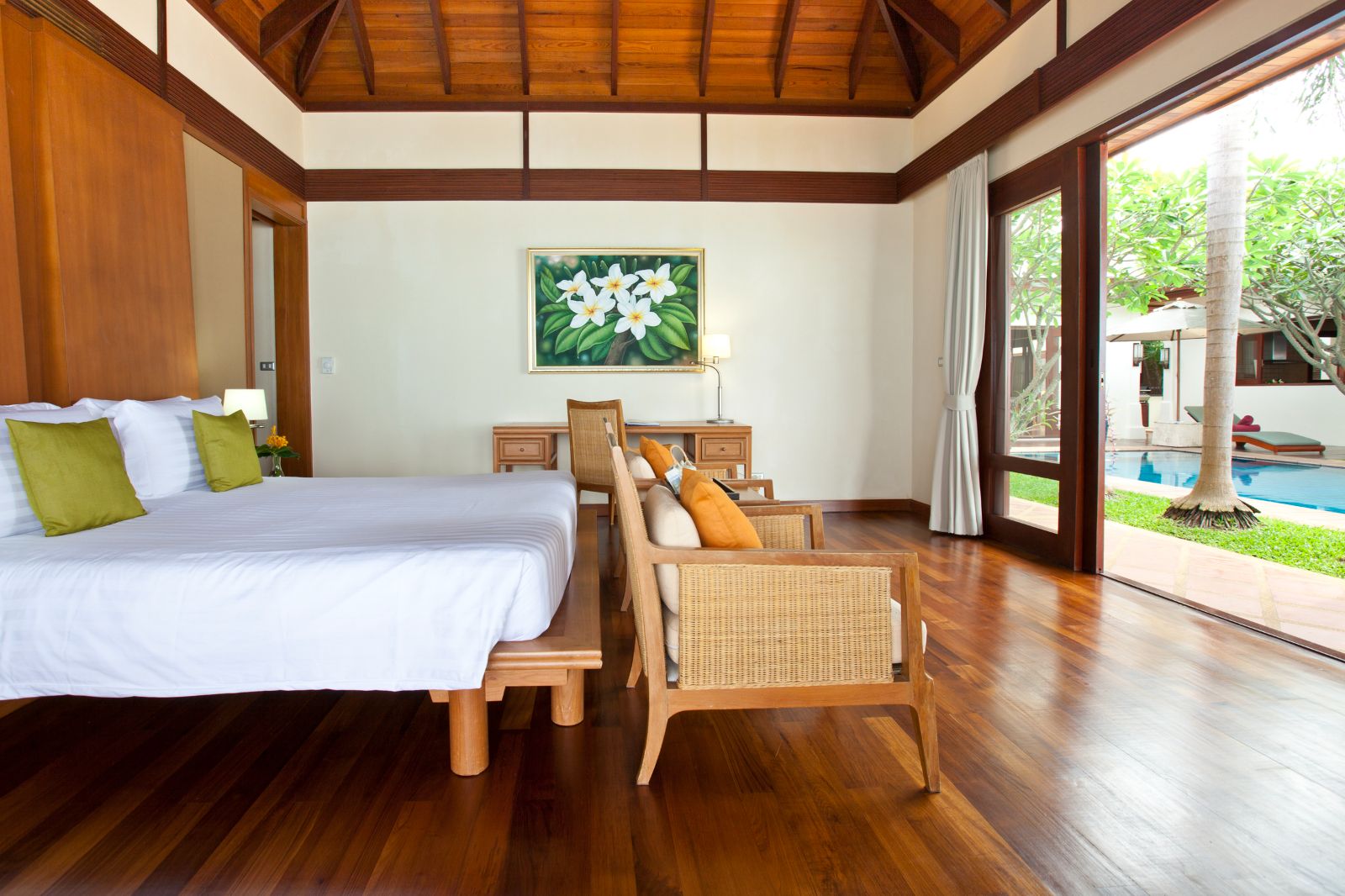Double room with pool view at villa Gardenia on Koh Samui in Thailand
