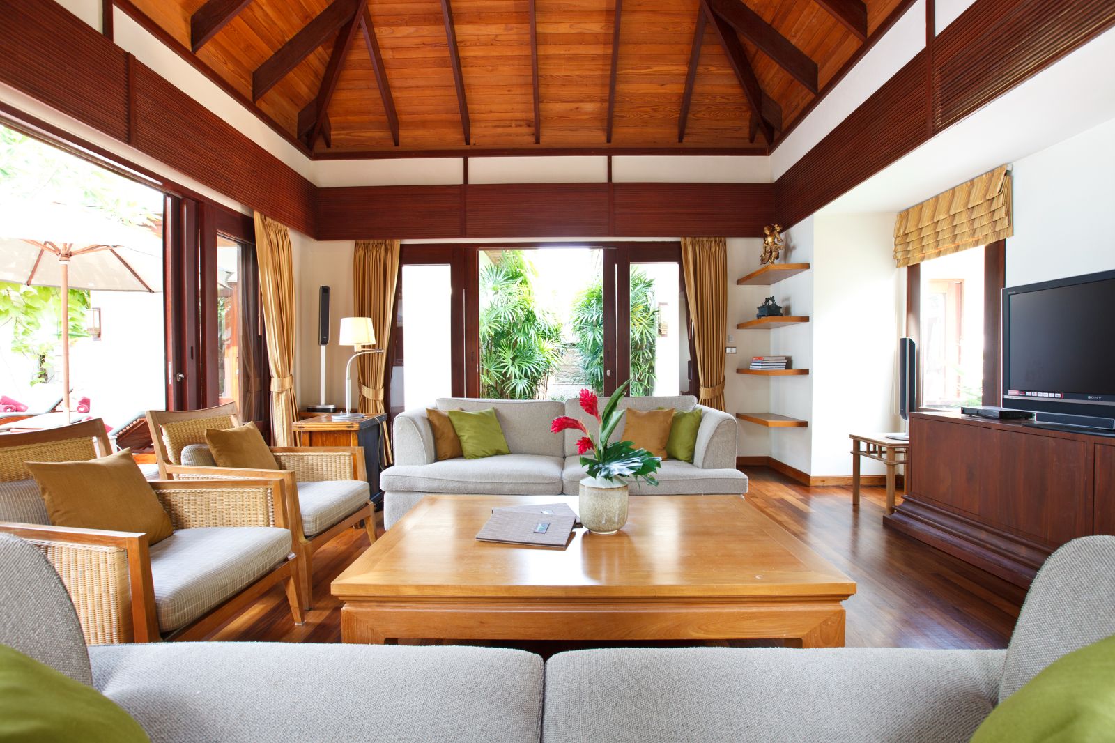 Living area at villa Gardenia on Koh Samui in Thailand