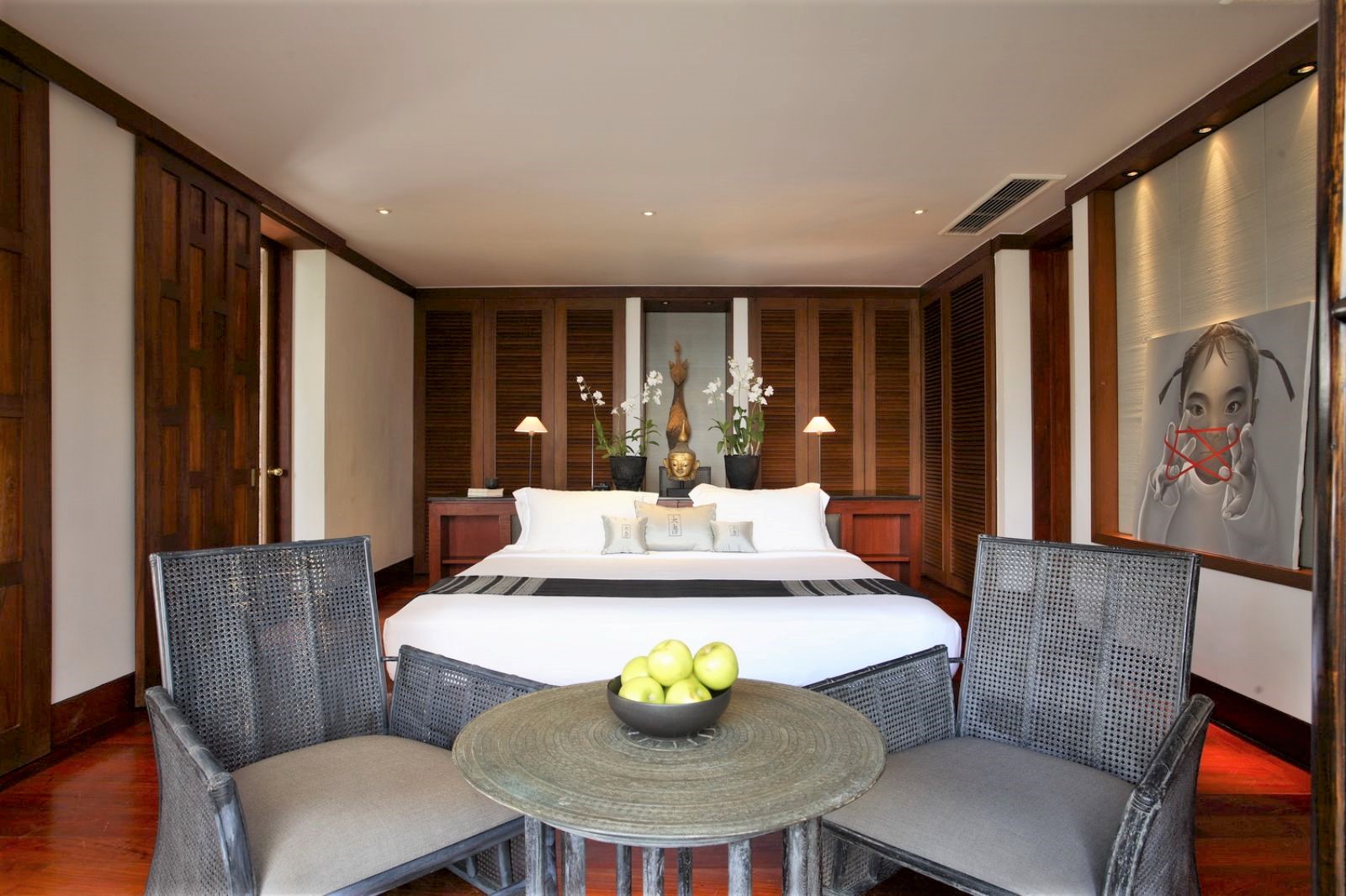 Guest bedroom at Villa Laemson on Phuket island in Thailand