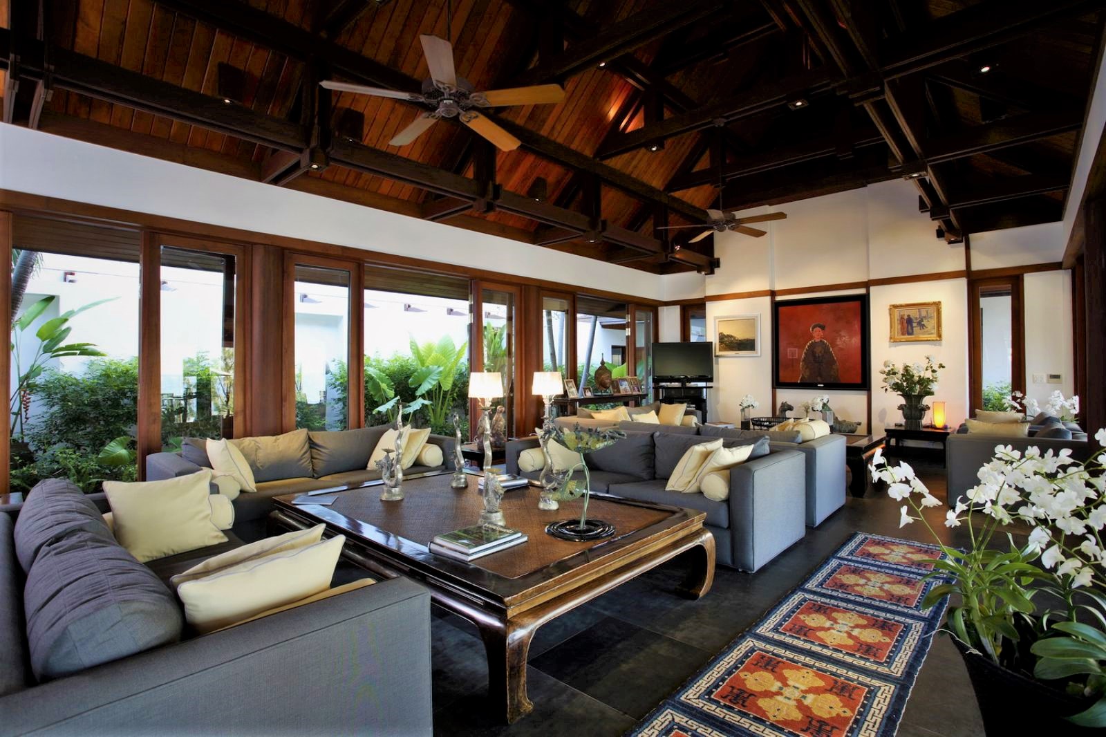 Living room at Villa Laemson on the island of Phuket in Thailand