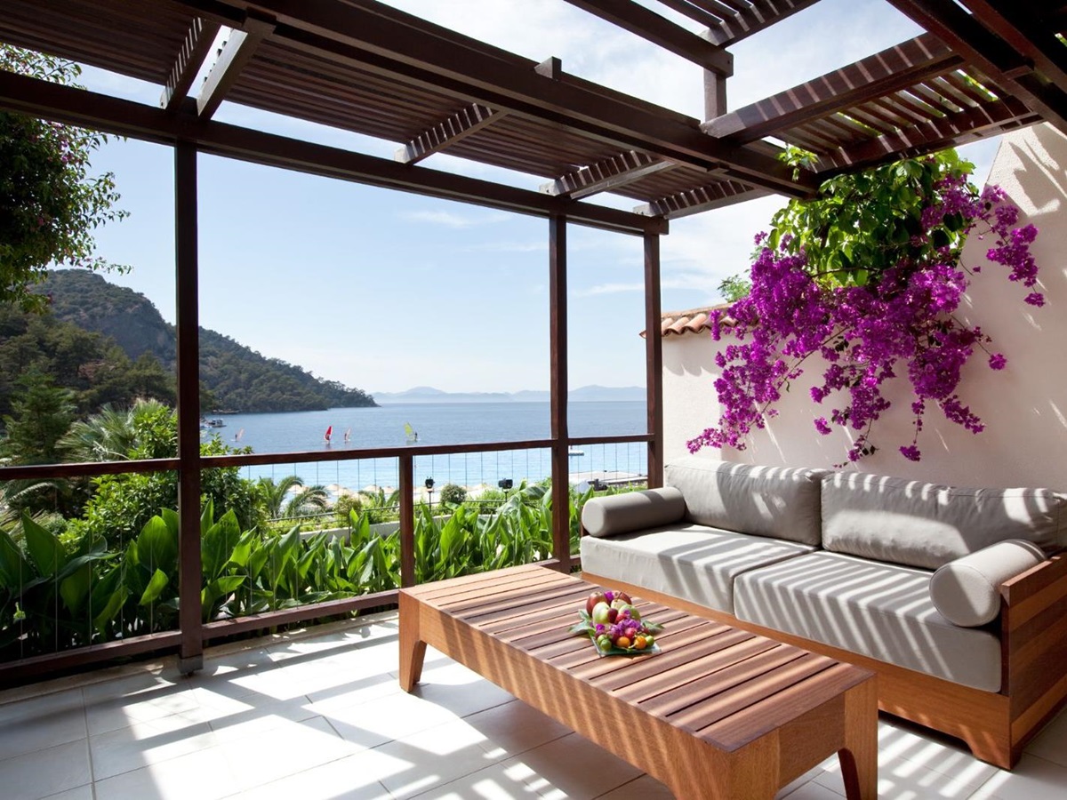Luxury Resort in Turkey Hillside Beach Club Outdoor Terrace with Sea View and Greenery
