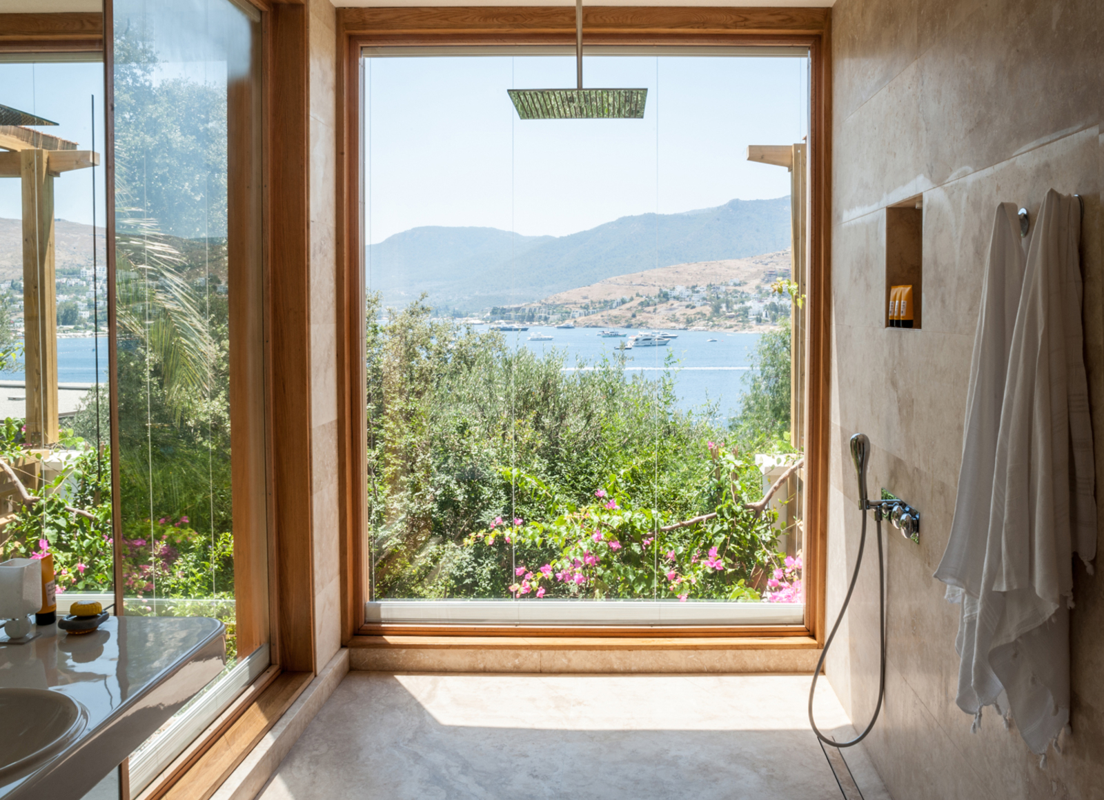 Rain shower with views at Macakizi hotel Turkey