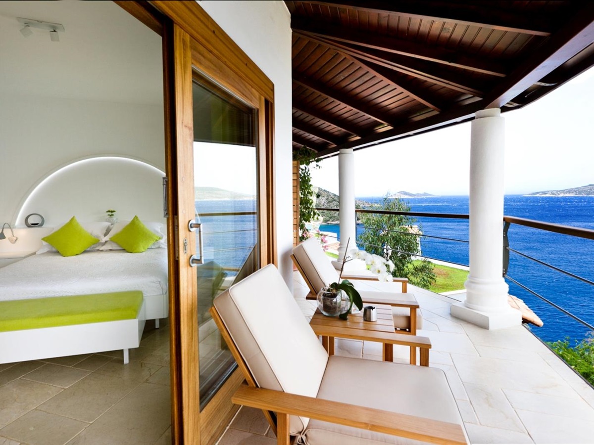 Moonlight standard room at Villa Mahal