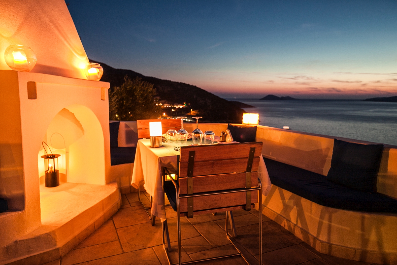 Terrace at night at Villa Mahal