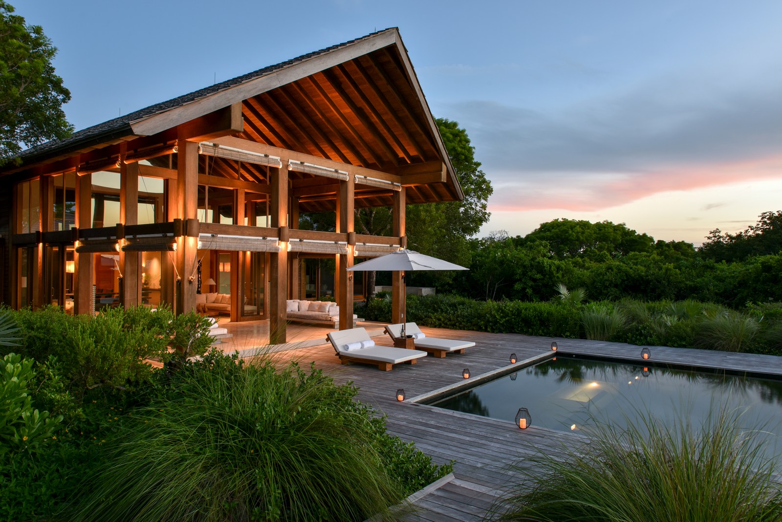 Exterior of Ulmer House at Como Parrat Cat, Turks and Caicos