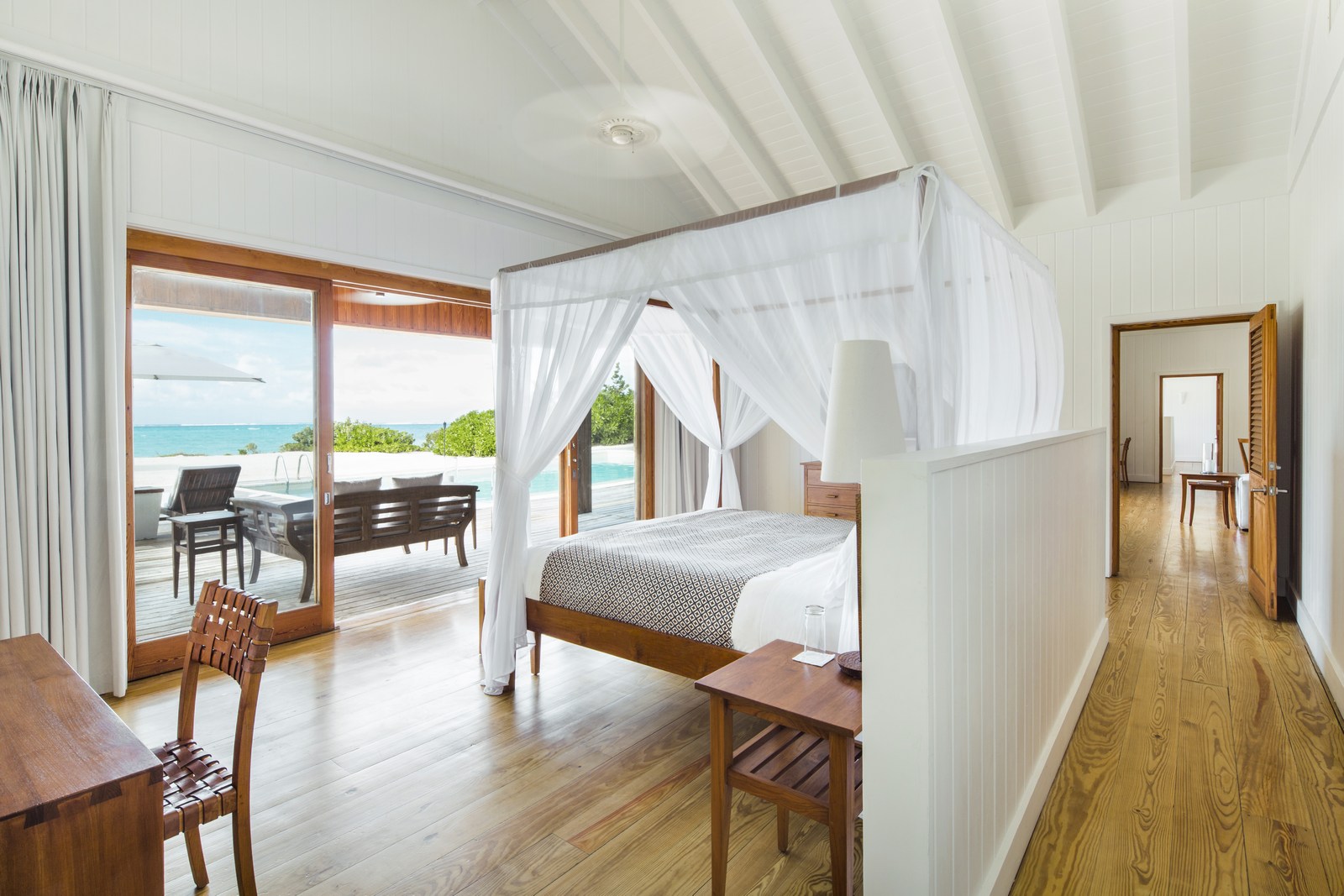 A villa bedroom at Como Parrat Cat, Turks and Caicos
