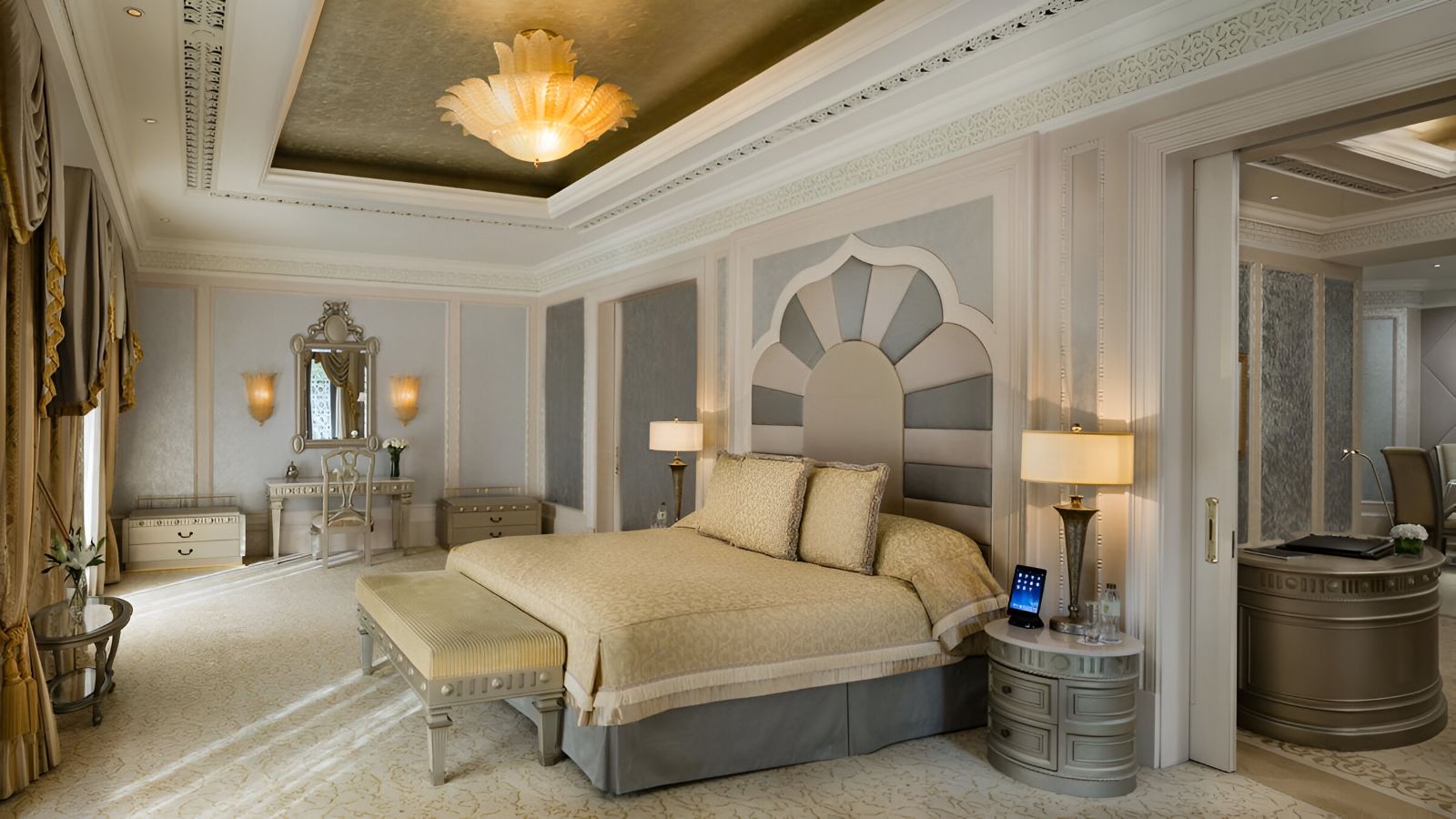Deluxe suite bedroom at Emirates Palace Mandarin Oriental in Abu Dhabi