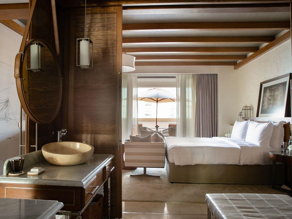 Ocean Terrace Suit at Jumeirah Al Naseem in Dubai