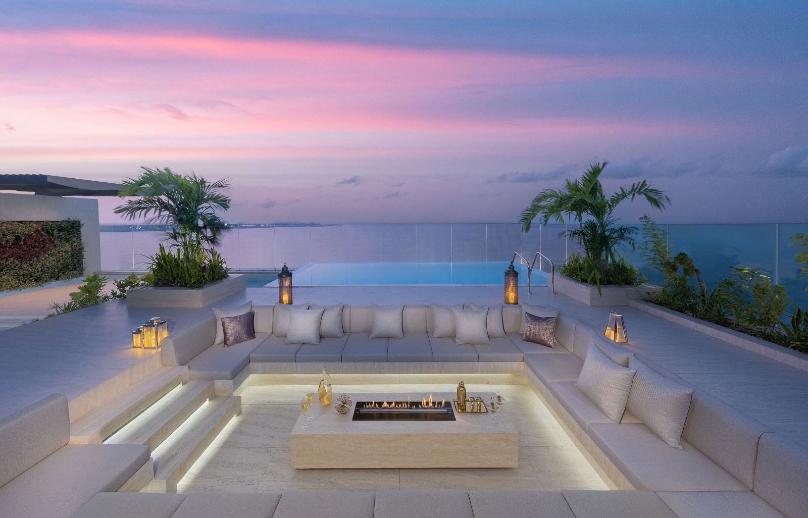 Rooftop pool and terrace at sunset at Mandarin Oriental Jumeira in Dubai