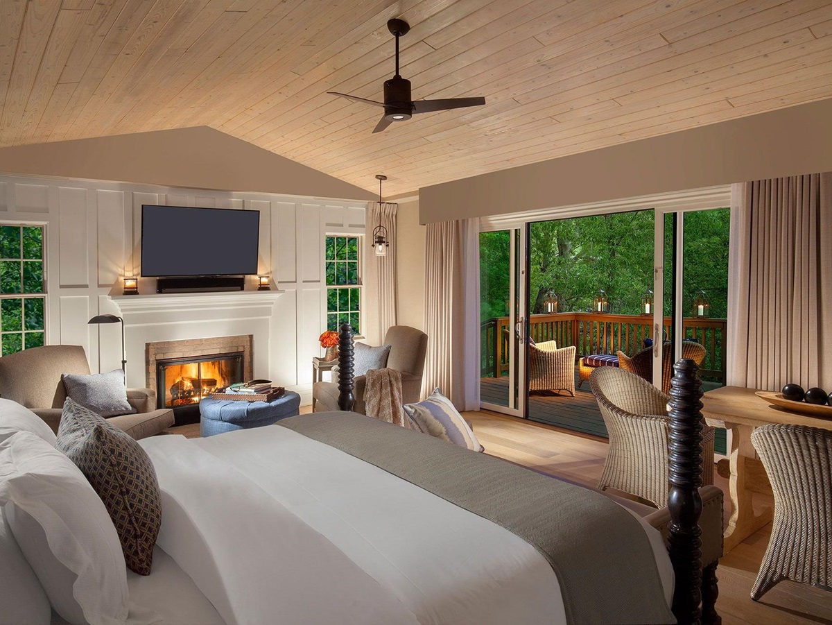 The double bedroom in l'Auberge de Sedona, USA