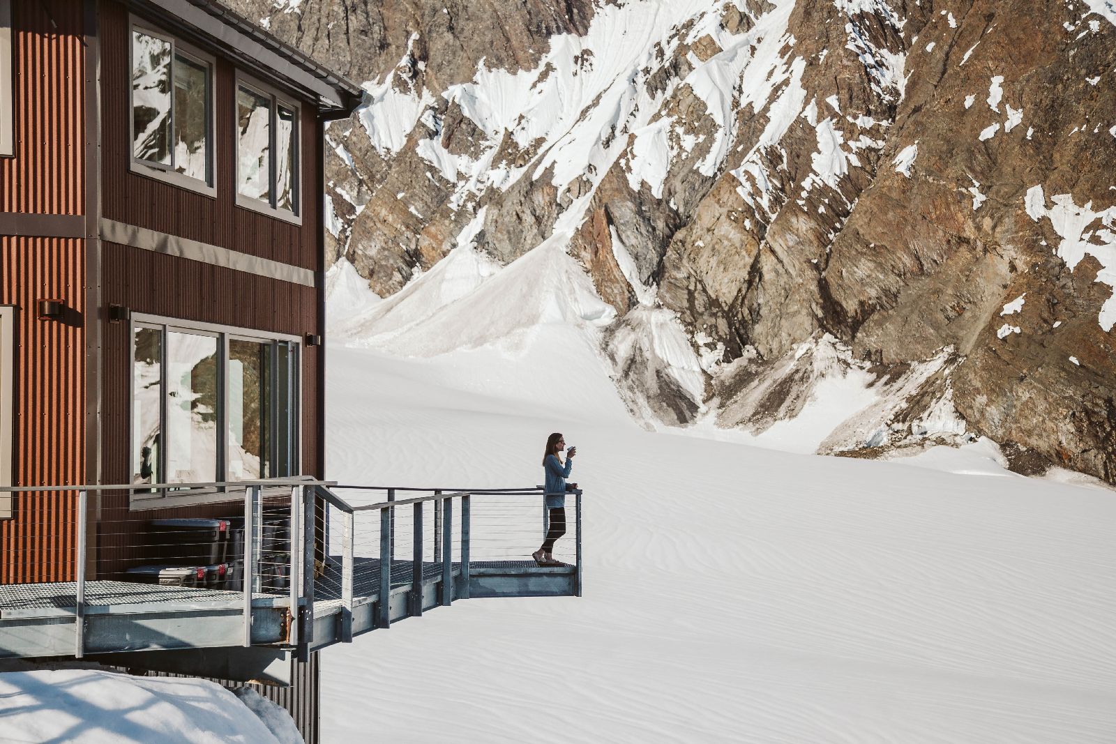 Panoramic viewing deck at Sheldon Chalet Alaska
