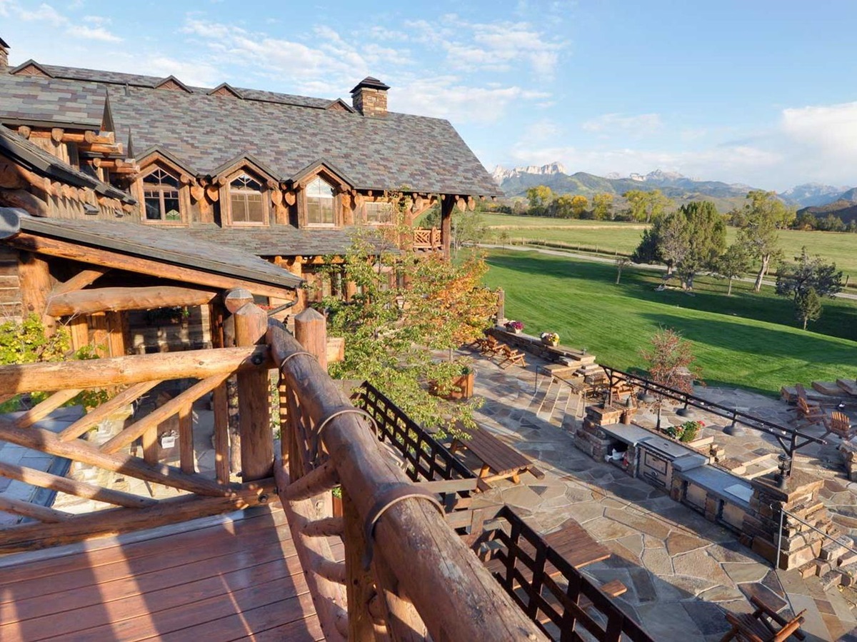 Deck view from Sleeping Indian Lodge in Colorado in the USA
