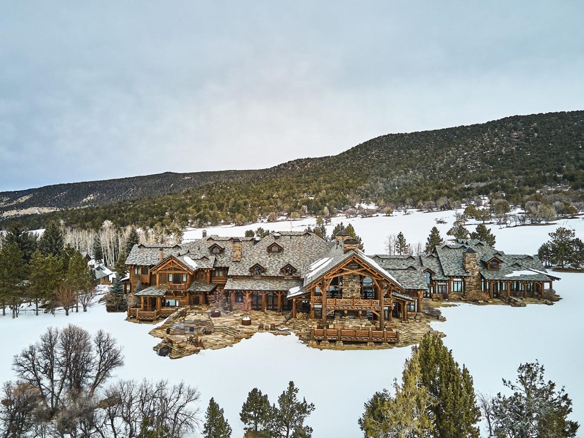 Sleeping Indian Ranch in Colorado surrounded by snow