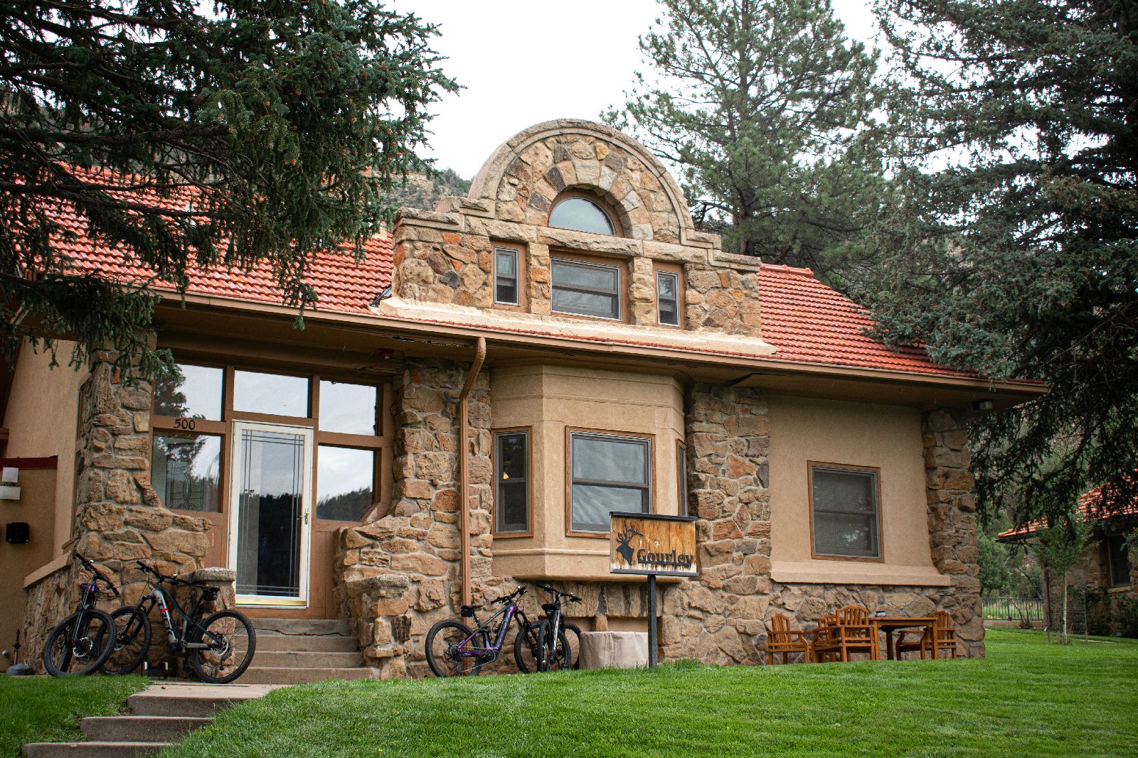 Gourley House residence at Ted Turner's Vermejo reserve in New Mexico USA