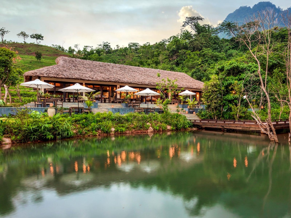 Exterior view of the restaurant at Avana Retreat in Vietnam