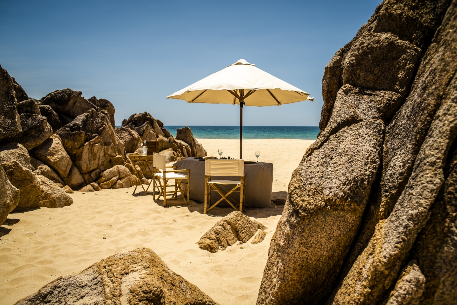 Private lunch on the beach of luxury resort Zannier Bai San Ho in Vietnam
