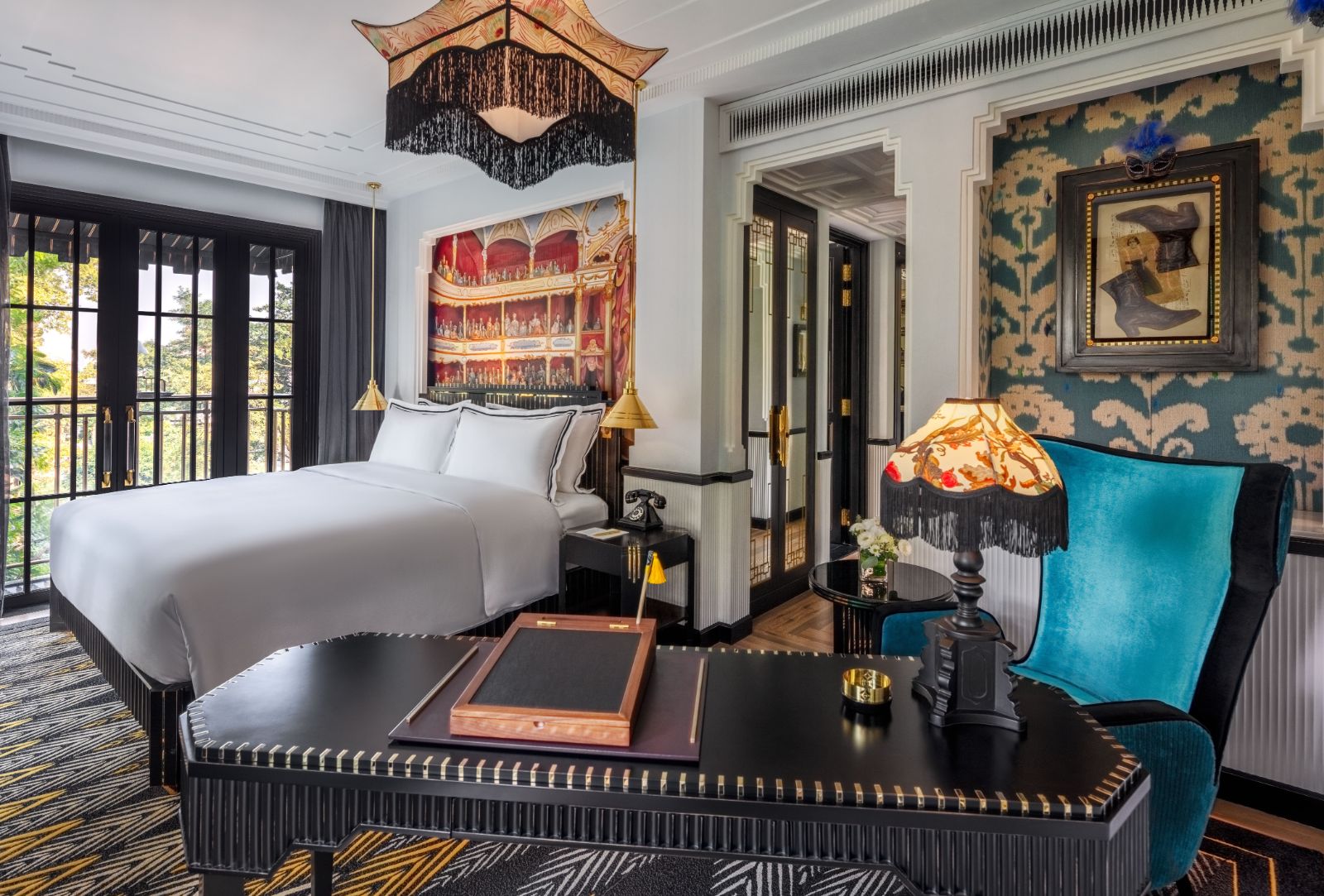 Junior Suite bedroom at Capella Hanoi