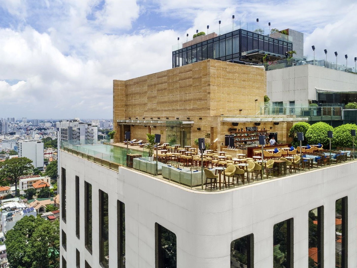 Rooftop bar and pool at Hotel des Arts Saigon in Vietnam