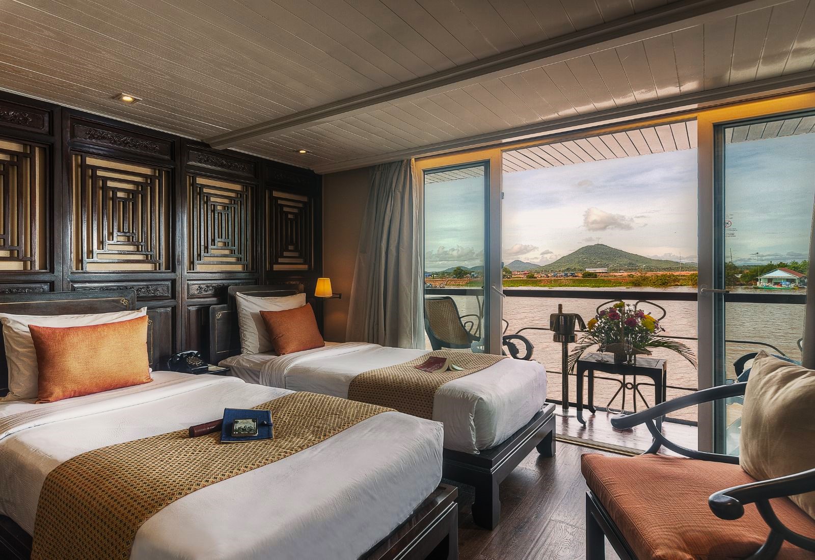 Deluxe twin stateroom onboard the Jayavarman Mekong River cruise in Vietnam