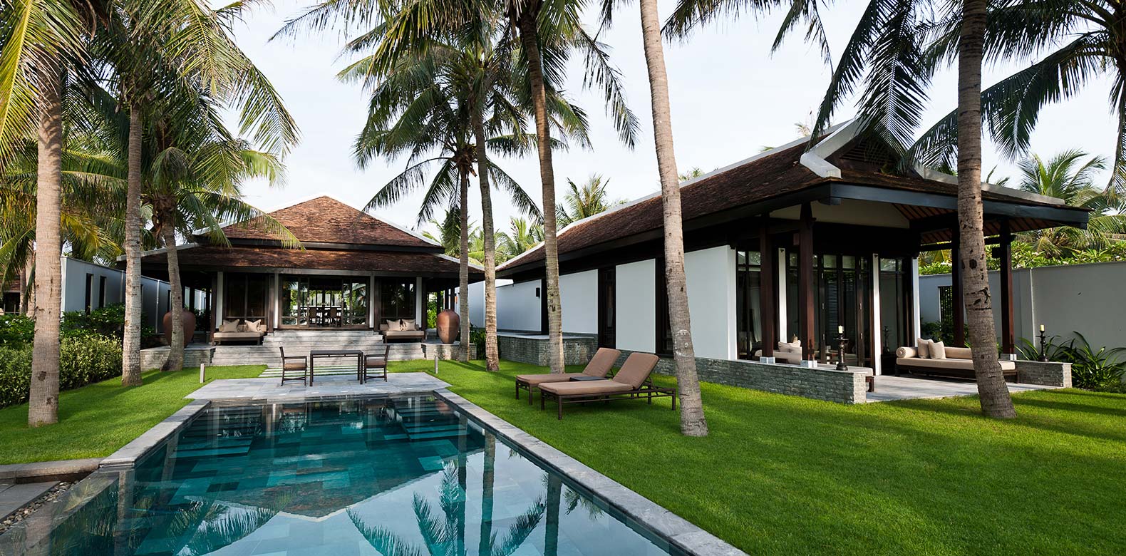 A pool villa at Nam Hai