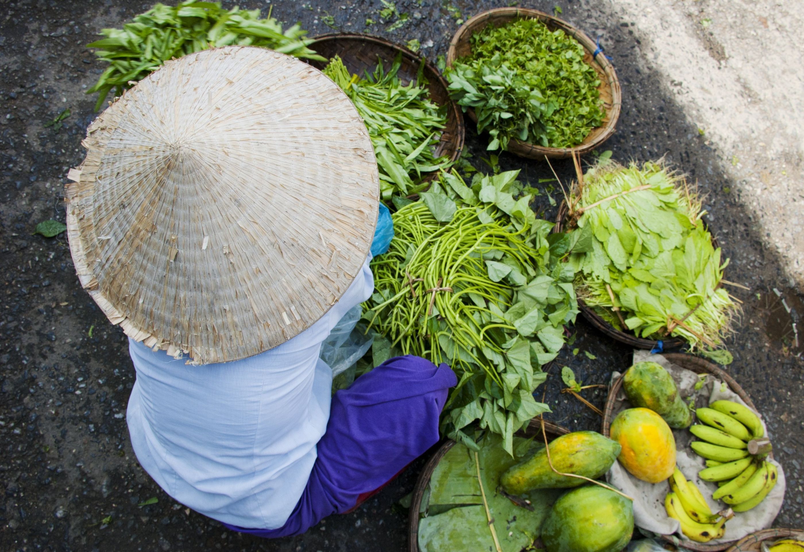 Vietnamese woman selling food