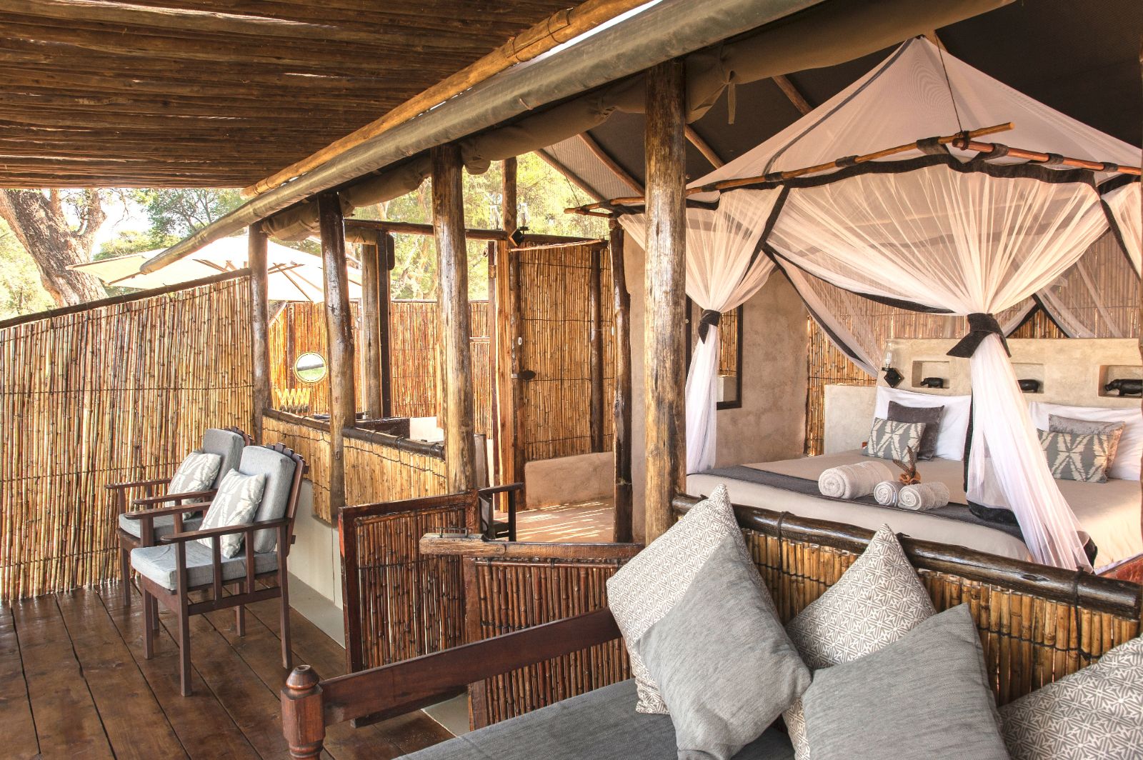 Guest bedroom at Old Mondoro in the Lower Zambezi National Park