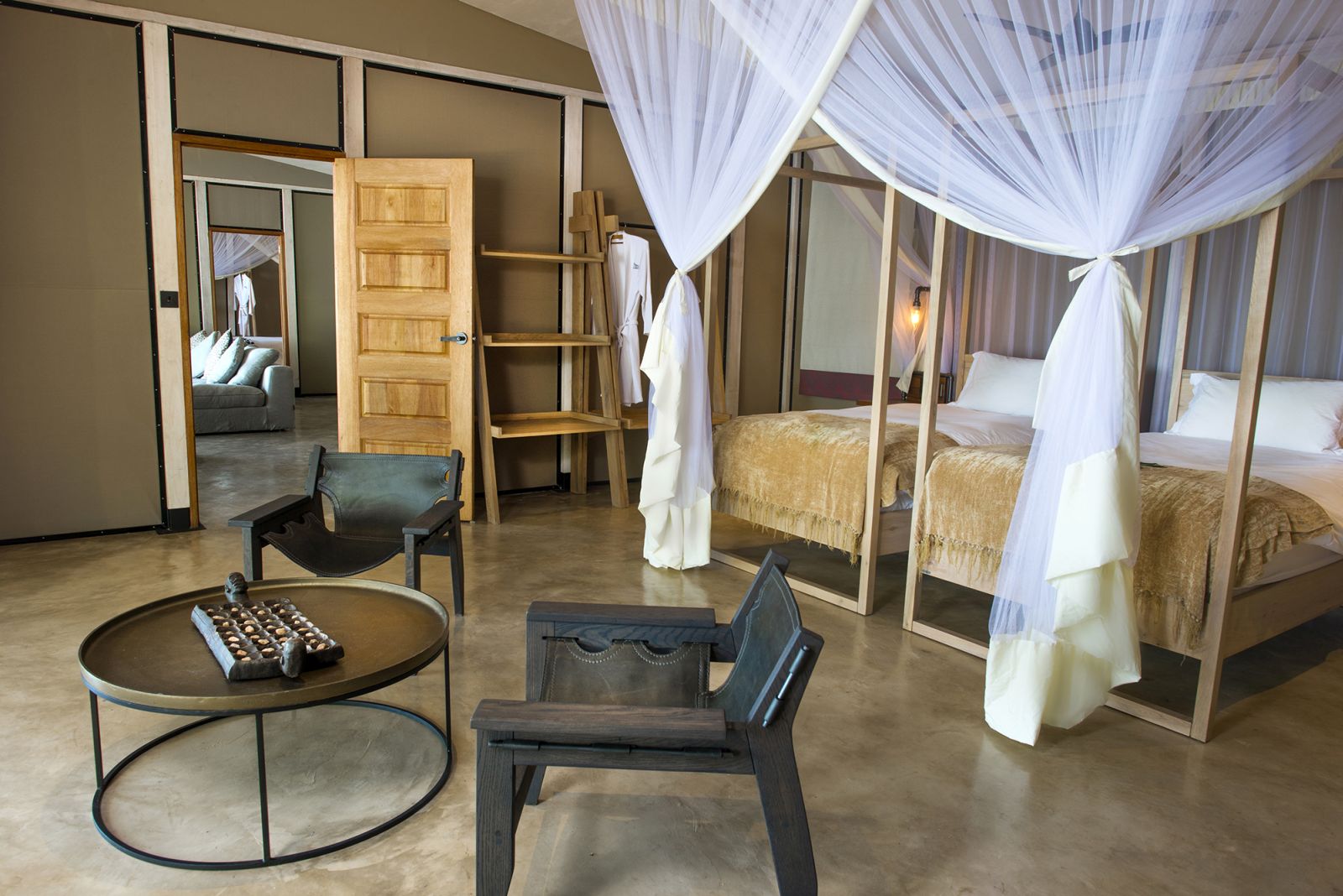 Kigelia House twin room at Sausage Tree Camp in Zambia 