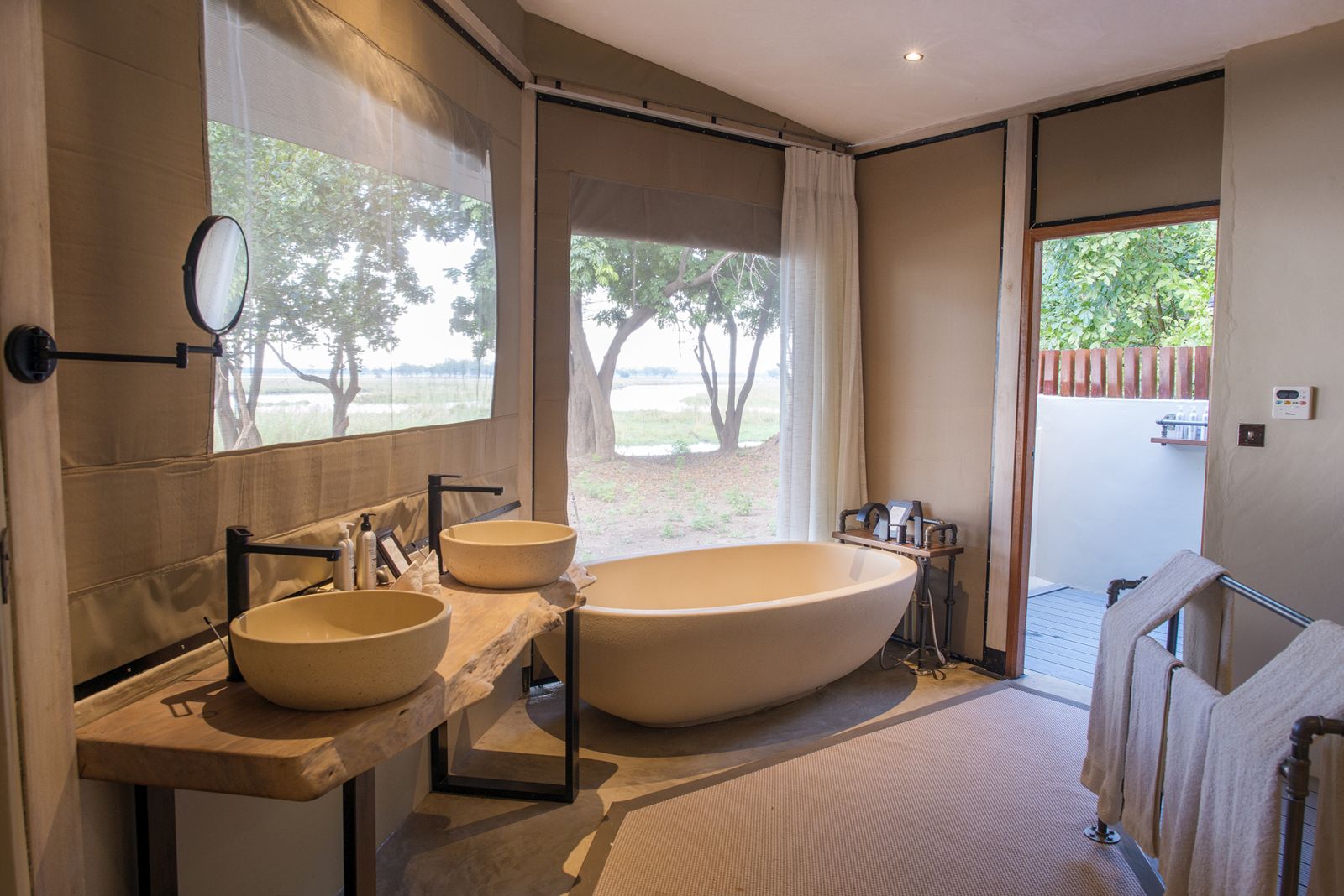 Luxury suite bathroom at Sausage Tree Camp in Zambia 