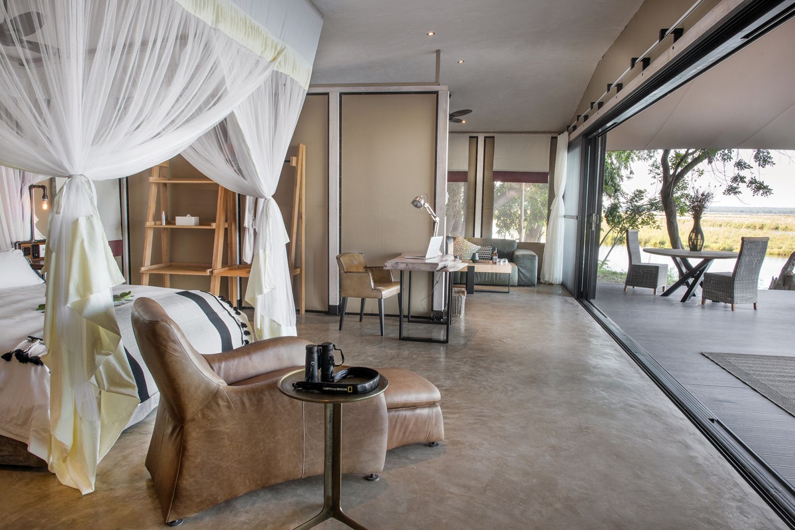 Luxury suite at Sausage Tree Camp in Zambia 