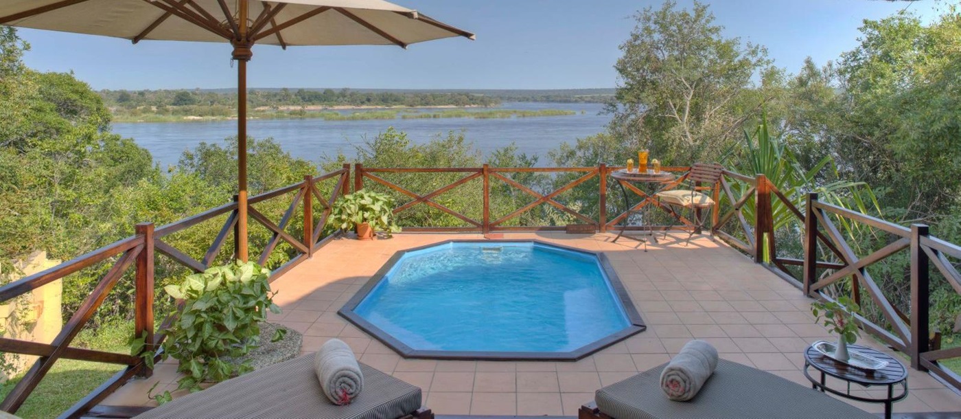 Luxury river suite pool at The River Club in Zambia 