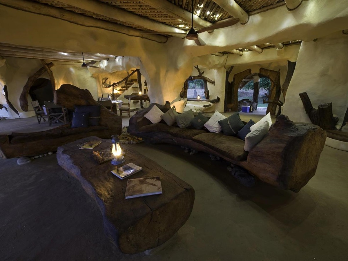 The living room at Chongwe River House