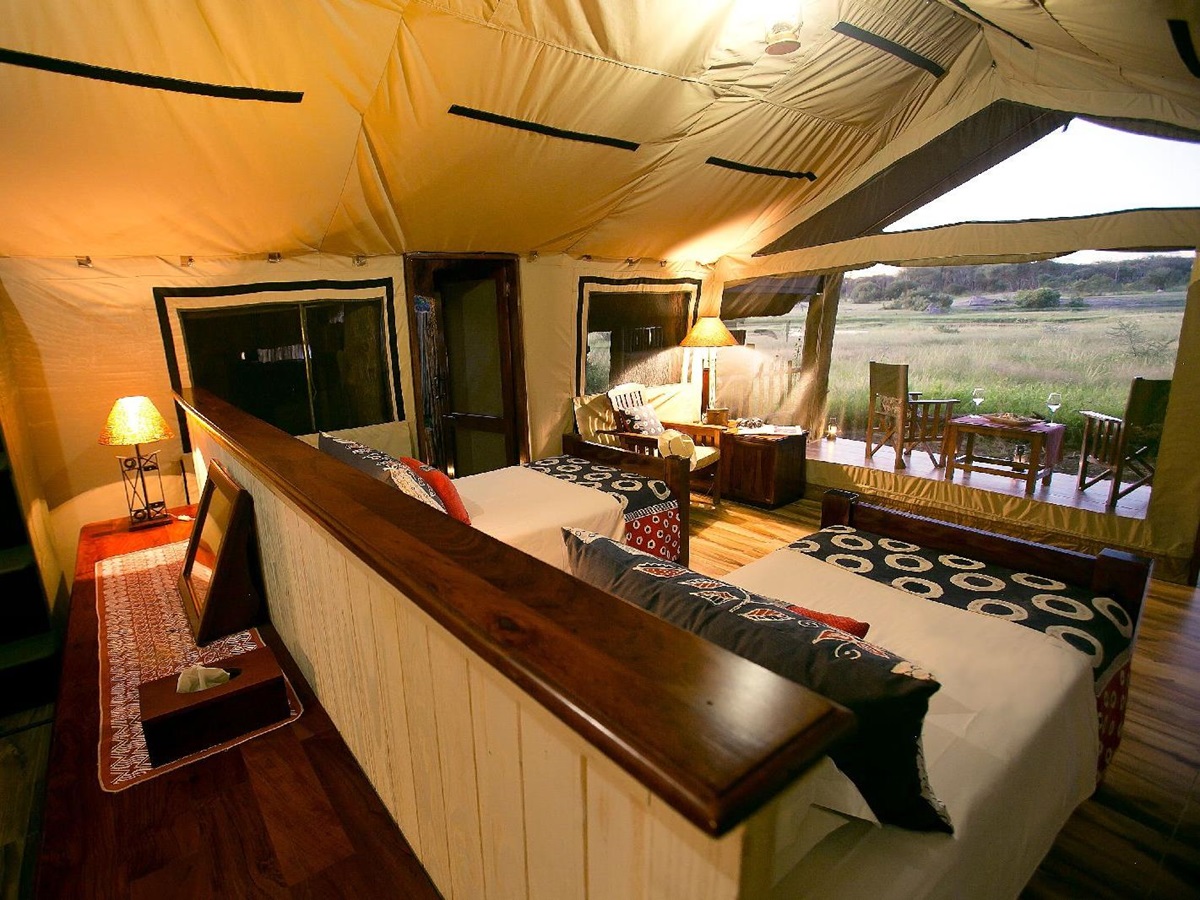 Luxurious tented suite at The Hide safari lodge Zimbabwe