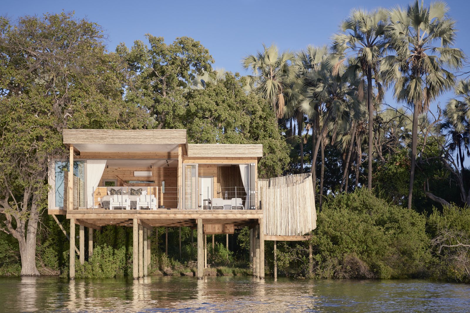 Vic Falls River Lodge - Island Treehouse Suite over water