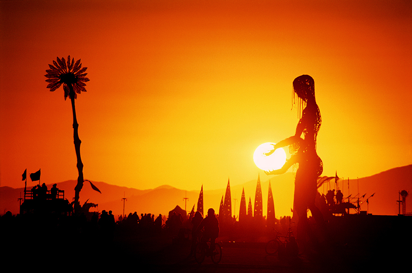 Suki Belaustegui-Burning Man USA 2005