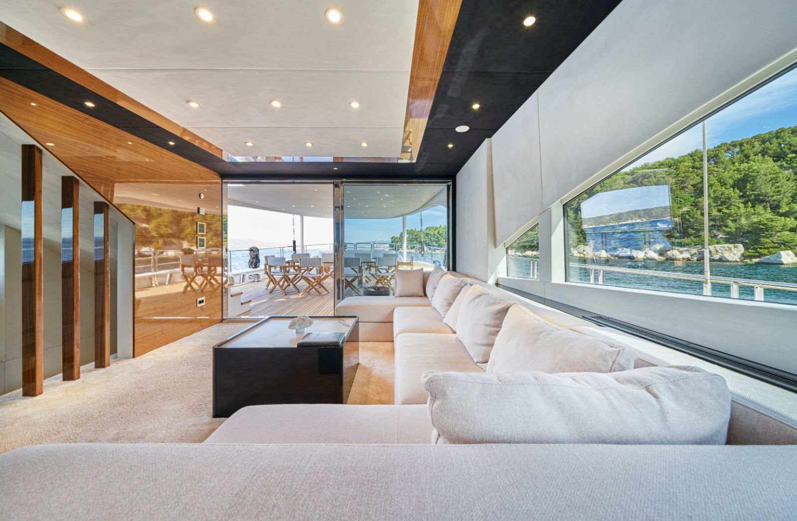 Salon lounge onboard Acapella gulet in Croatia