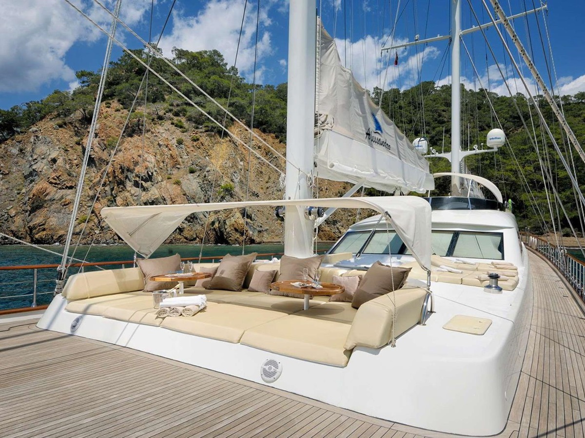 Outdoor lounge seating onboard the Allesandro 1 gulet in Croatia
