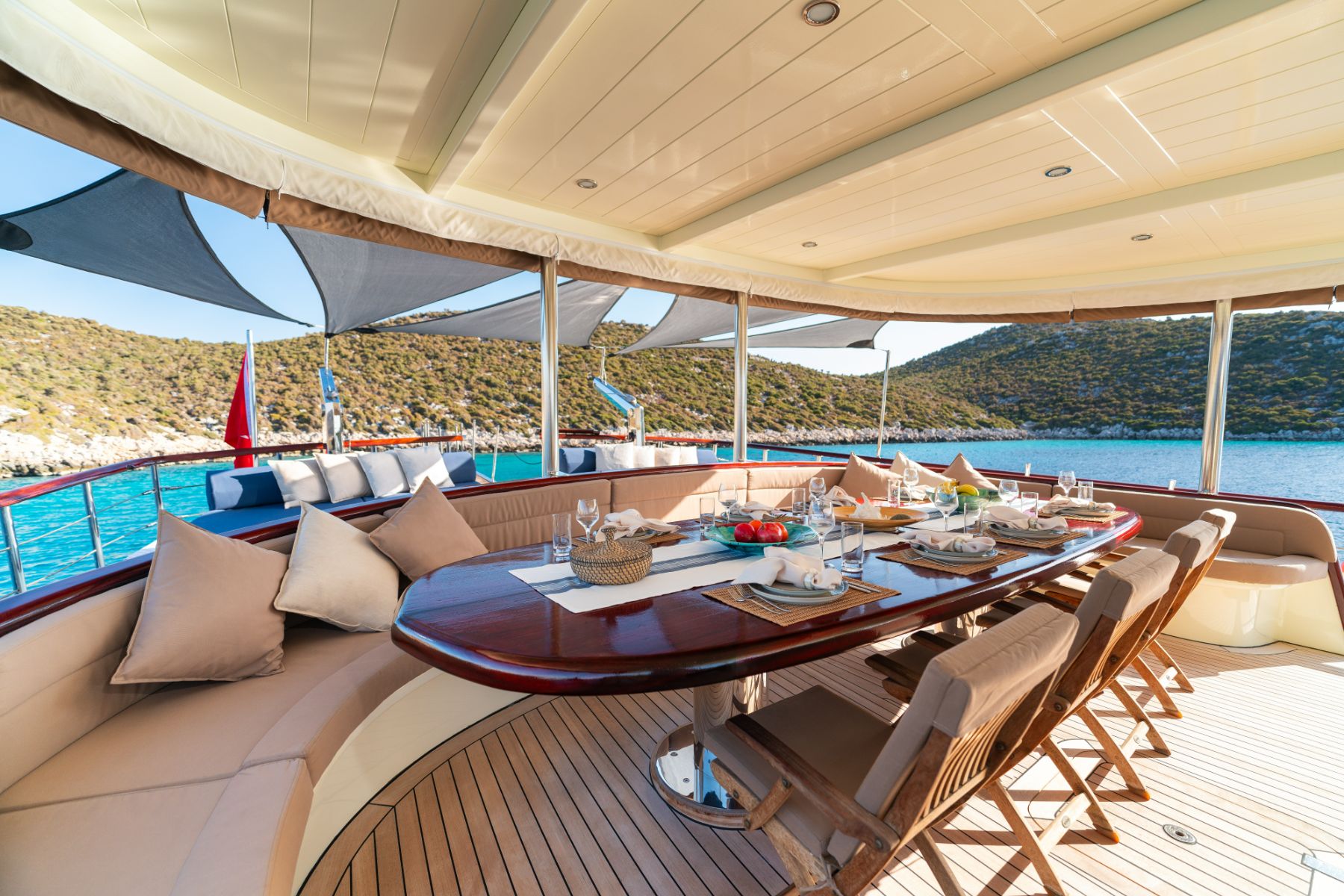 Alfresco dining on the aft deck of the Always Smile luxury gulet in Turkey